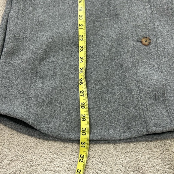 Love Tree Shacket Sz L Gray Pockets Cozy Fall Winter - Picture 8 of 8